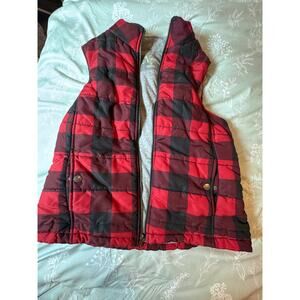 Natural reflection, size medium red and black medium puffer vest